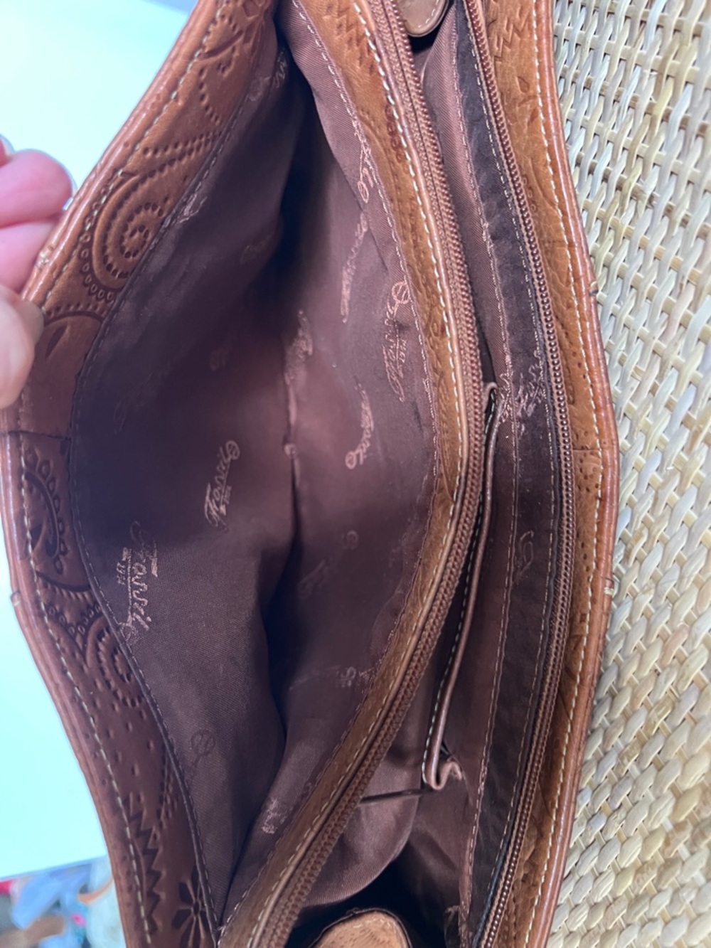 Fossil Tooled Floral leather Y2K Satchel Shoulder Bag Caramel Brown Leather - Picture 7 of 13